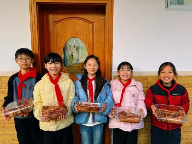 把教室搬到花园里~在花田“玩”出100种可能